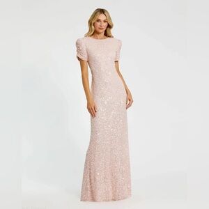 MAC DUGGAL
Pink Gathered Short Sleeve Beaded Gown Gender Reveal Baby Shower